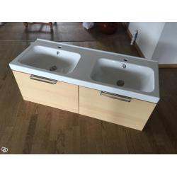 Tvättställ m/ kommod IKEA + inbyggnadsfläkt